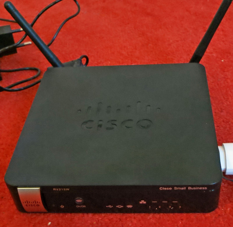 Cisco-RV215W